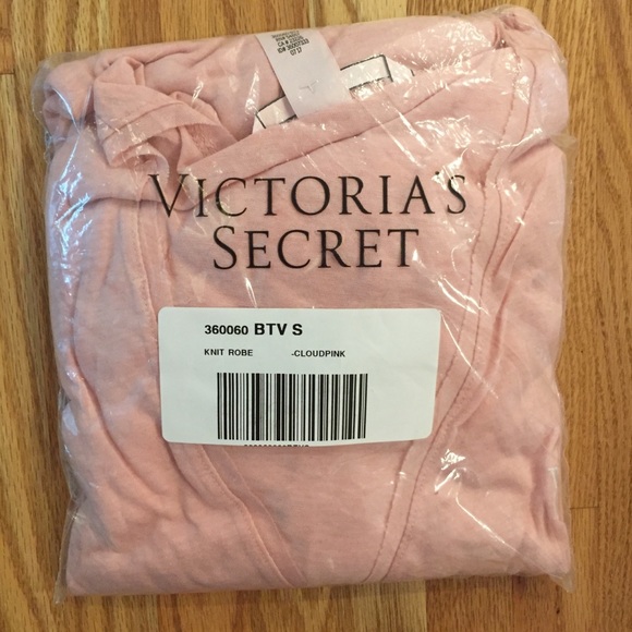 ❌SOLD❌Victoria’s Secret robe - Picture 6 of 7